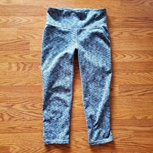 Gap Fit Leggings with Back Pocket